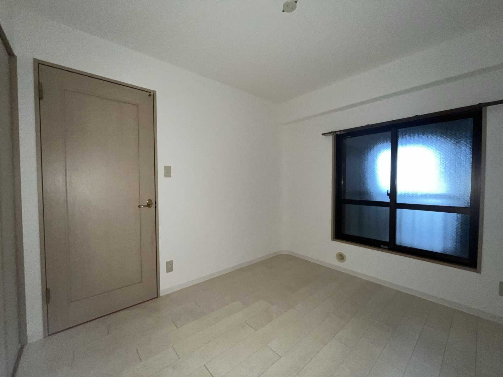 洋室(5帖) 洋室(5帖)