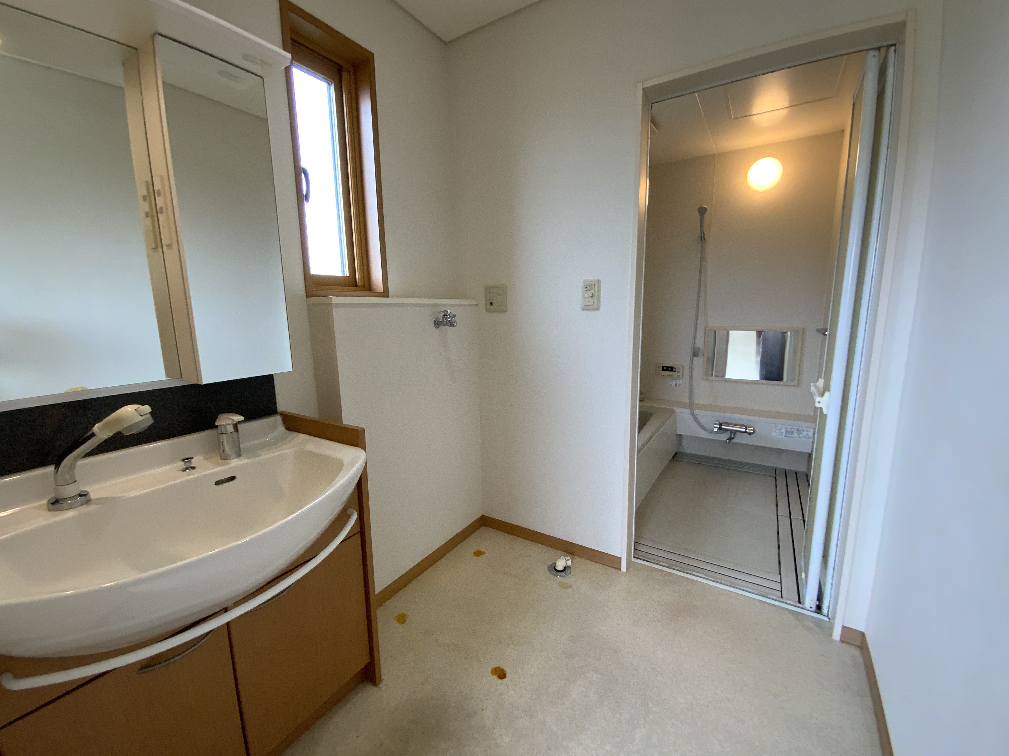 江南区亀田東町三丁目 売家 画像9 江南区亀田東町三丁目 売家 画像9