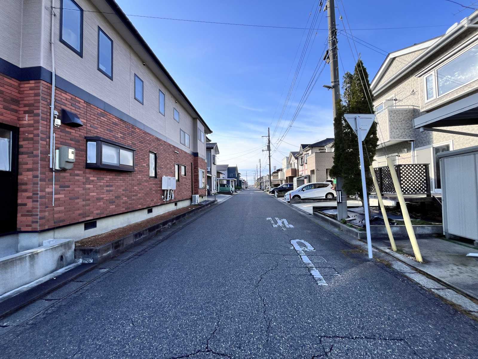 前面道路は6m 運転も安心です(外観) 前面道路は6m 運転も安心です(外観)