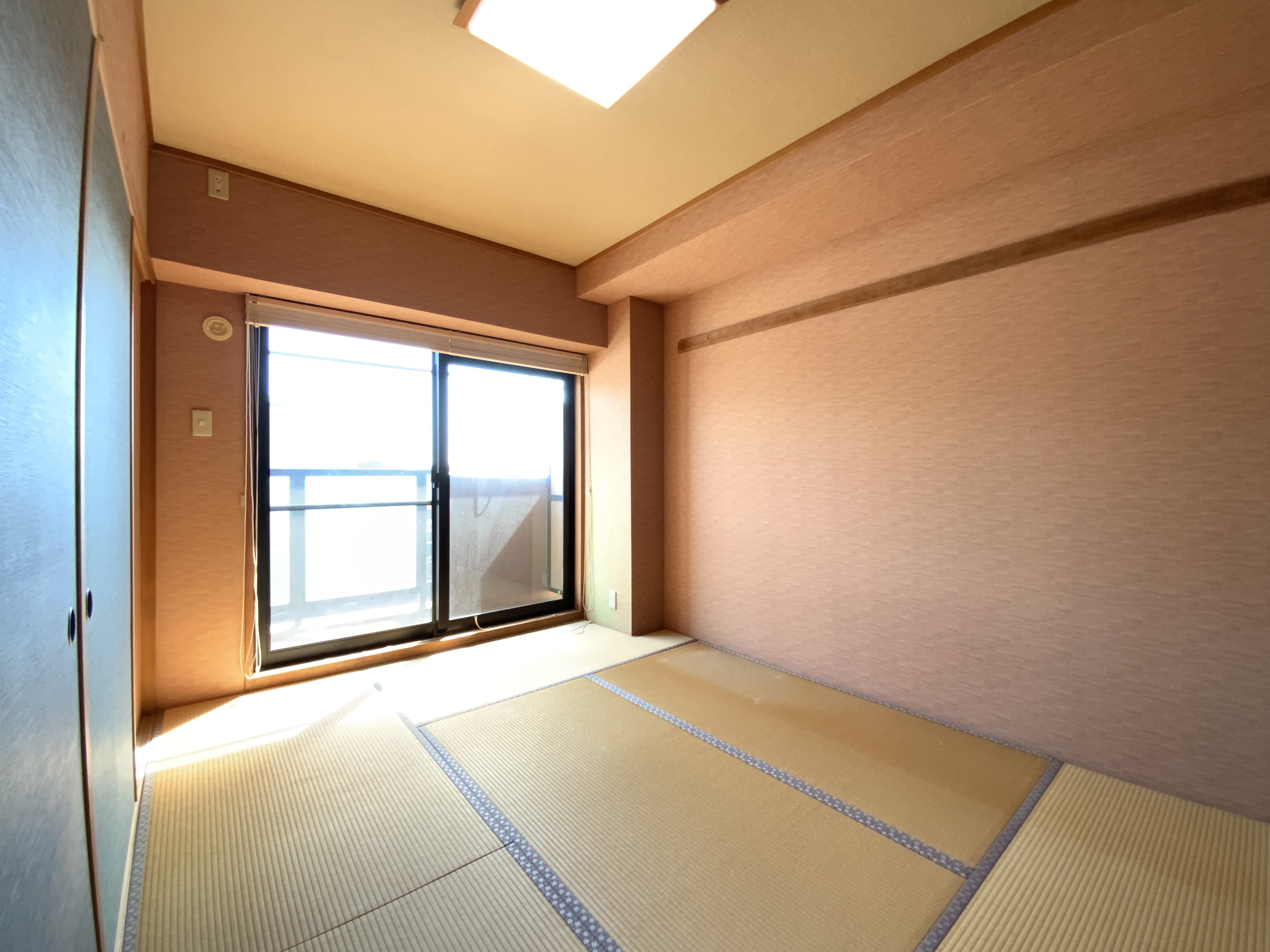 (居間) (居間)