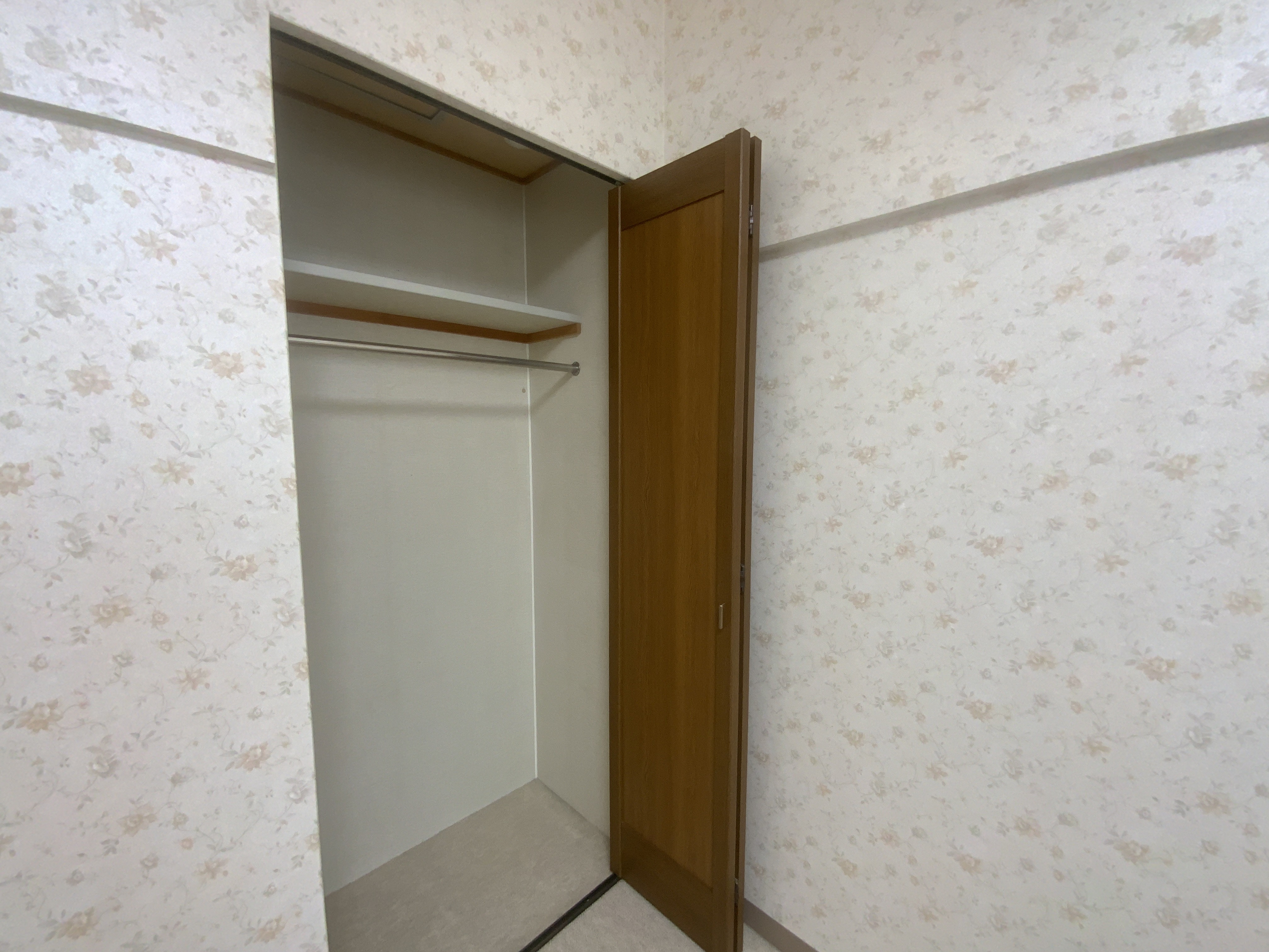 (内装) (内装)